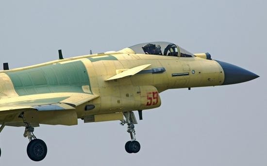 大陸網友流出一架編號「59」的量產型殲-10C戰機照片，表明該機就是成飛生產的第59架殲-10C量產型飛機。（圖／翻攝自大陸網站）