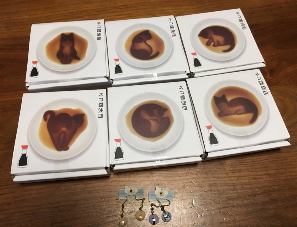 ▲▼貓咪醬油碟。（圖／翻攝自推特，mikatakumaki）