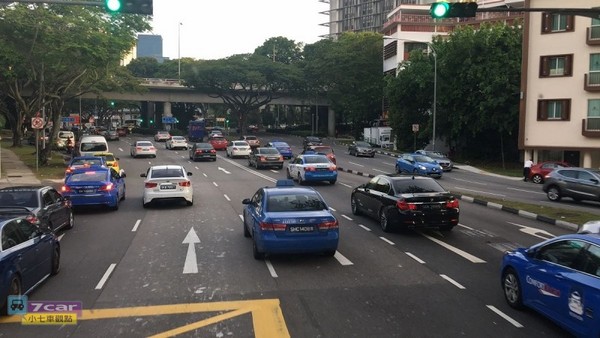 ▲新加坡政府2018年起擬「減少車輛」　搶救交通阻塞問題（圖／小七觀點提供）