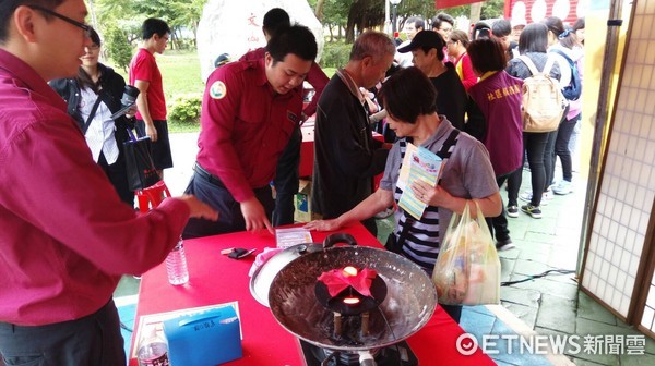 ▲文山安全社區消防宣導　家裝住警器守護家人平安。（圖／記者張曼蘋翻攝）