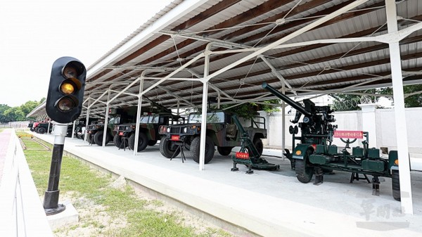 左營「懷念的月台」　帶您重溫海陸戰功與軍武