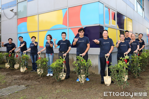 ▲ETtoday六週年植樹活動▼         （圖／記者徐文彬攝）