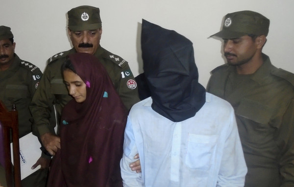 ▲▼21歲巴基斯坦女子毒殺老公不成,反毒死15人。（圖／達志影像／美聯社）