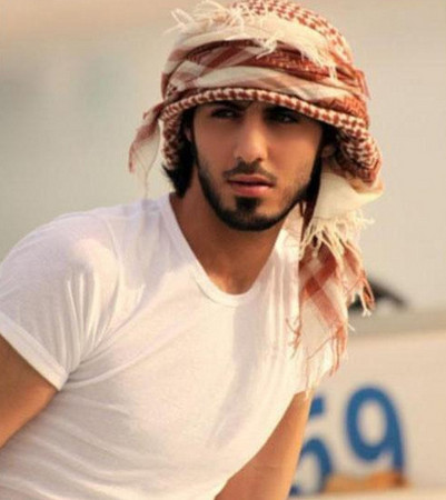 傳說中帥到被驅逐出境的阿拉伯男模奧瑪(Omar Borkan Al Gala)。(圖／取自奧瑪臉書)