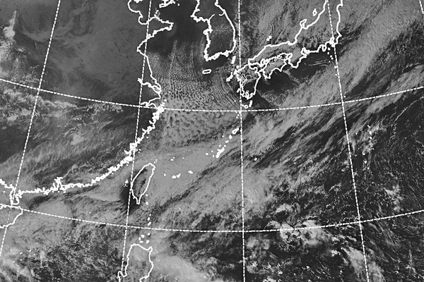 ▲▼ 3天1變溫！立冬回暖「16度冬→30度夏」　冷空氣下周接力降3度。（圖／中央氣象局）