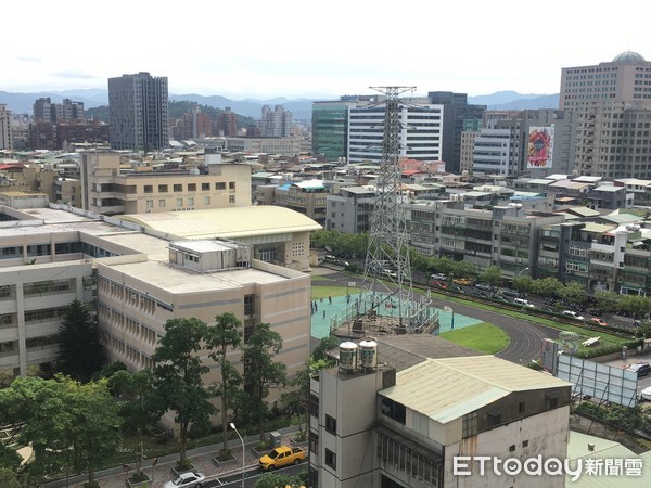 ▲▼台北市內湖區麗山國小周邊房市。（圖／記者葉佳華攝）