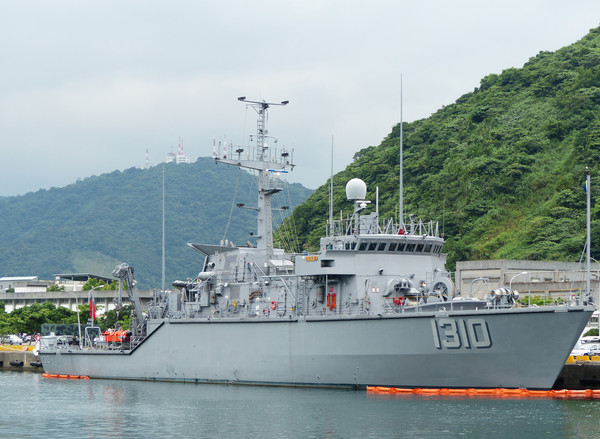 ▲▼ 永靖號獵雷艦（MHC-1310），2013年時攝於蘇澳中正軍港9號碼頭。（圖／翻攝自維基百科）