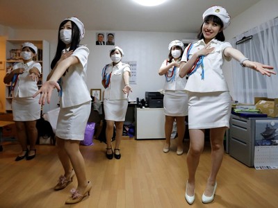  日本女團戀上北韓「牡丹峰歌舞秀」　受辱挨轟：金正恩派來的！