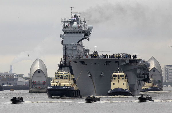 ▲▼「海洋號」兩棲攻擊艦（HMS Ocean L-12）是由維克斯造船與工程公司建造（VSEL）。（圖／達志影像／美聯社）
