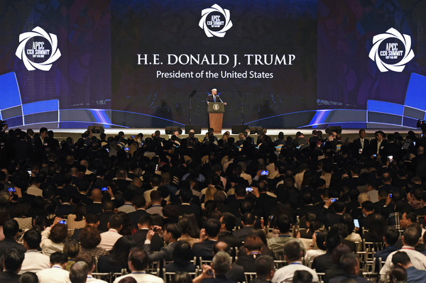 ▲▼「我永遠會把美國擺第一！」　川普赴越南APEC發表演說。（圖／達志影像／美聯社）