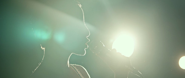 ▲▼巴西女歌手依莉絲雷吉納傳記電影《ELIS爵對搖擺》由安德莉亞奧爾塔主演。（圖／佳映娛樂提供）