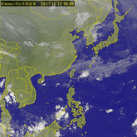 13日東北風及南方雲系北移，北東天涼有雨，中南部雲多偶飄雨。（圖／中央氣象局）