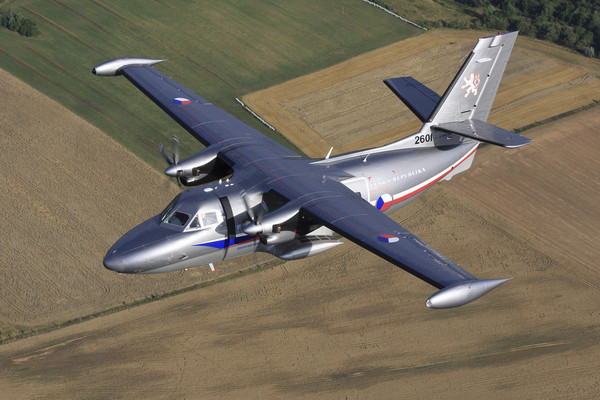 俄客机坠毁.6人罹难 仅2岁女童生还:断腿+颅骨