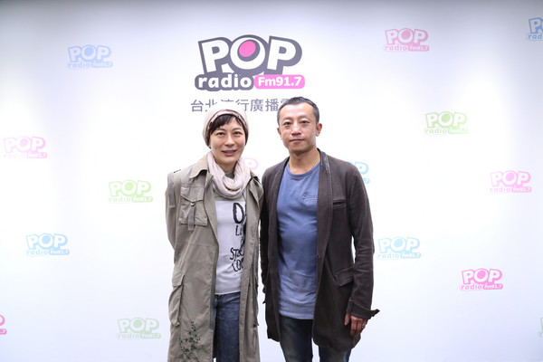 ▲▼《血觀音》楊雅喆、吳可熙接受POP Radio台長林書煒與影評人鄭偉柏以及《娛樂最夠莉》專訪。（圖／POP Radio提供）