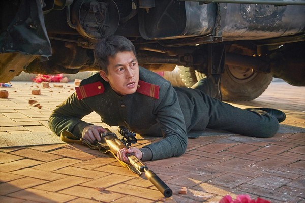 鄭雨盛主演的新片《Steel Rain》12月底在韓國上映，但11月15日搶先舉辦了宣傳報告會。（NEW提供）