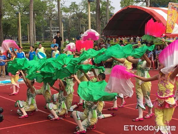 ▲台南市106年度國民中小學傳統藝術比賽，18日上午8時在新營體育場舉行。（圖／市府提供）