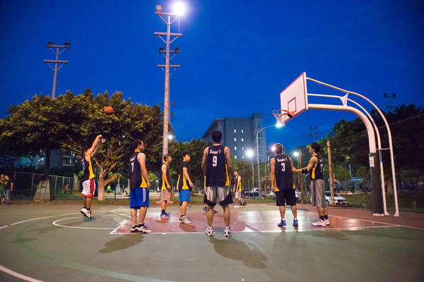 籃球,街頭籃球,3對3,街球,鬥牛,秀球,罰球,秀霸,一球定（圖／翻攝Flickr／CC2.0 Tony Tseng）
