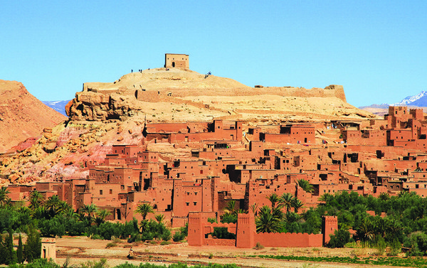 ▲摩洛哥古城巡禮 騎駱駝到撒哈拉沙漠旅行。（圖／七逗旅遊網、晴天旅行社提供）