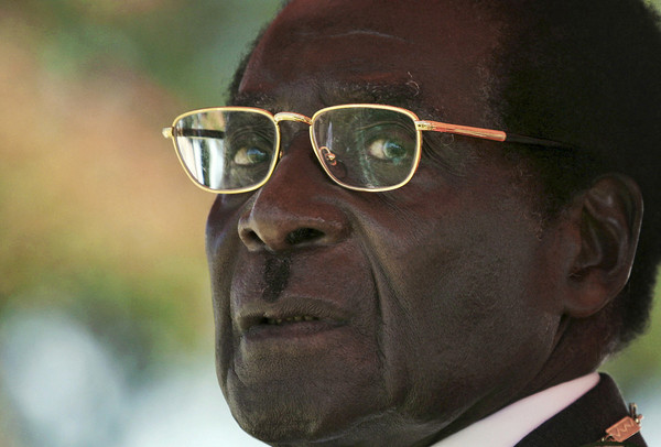 ▲▼穆加比（Robert Mugabe）。（圖／達志影像／美聯社）