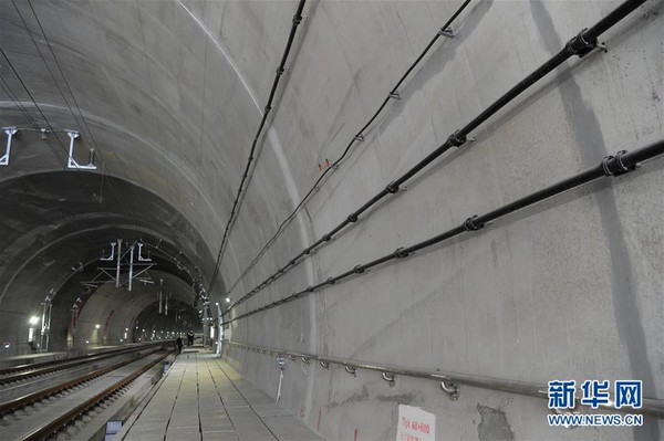 ▲▼西成高鐵正式進入全線不載客模擬運行階段。（圖／翻攝自新華網）