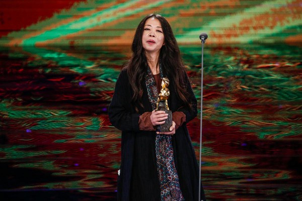 馬莉以《囚》獲得最佳紀錄片獎。