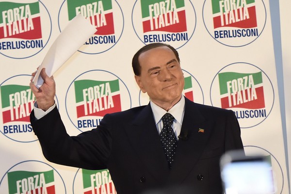 ▲▼義大利前總理貝魯斯柯尼（Silvio Berlusconi）凍齡手術太明顯，被戲稱是蠟像。（圖／達志影像／美聯社）