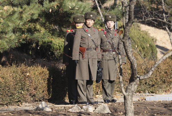 ▲南北韓停戰線板門店駐守的北韓軍人。（圖／達志影像／美聯社）