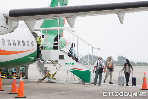 ▲立榮小金門媒體團-2天1夜。金門,金門尚義機場,立榮航空,ATR72-600,旅客。（圖／記者季相儒攝） 