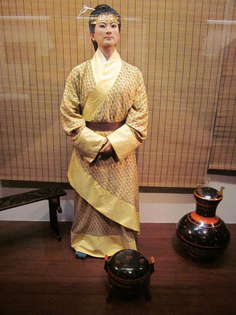 ▲▼▲▼湖南省博物館的收藏，被譽為是尚保存最完整的濕屍「辛追夫人」。（圖／取自維基百科）