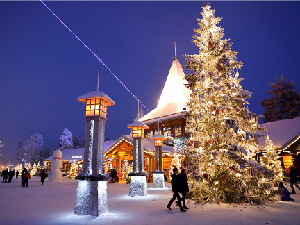 ▲入住玻璃屋、乘坐馴鹿雪橇展開一場北歐極光之旅。（圖／巨匠旅遊、shutterstock提供）