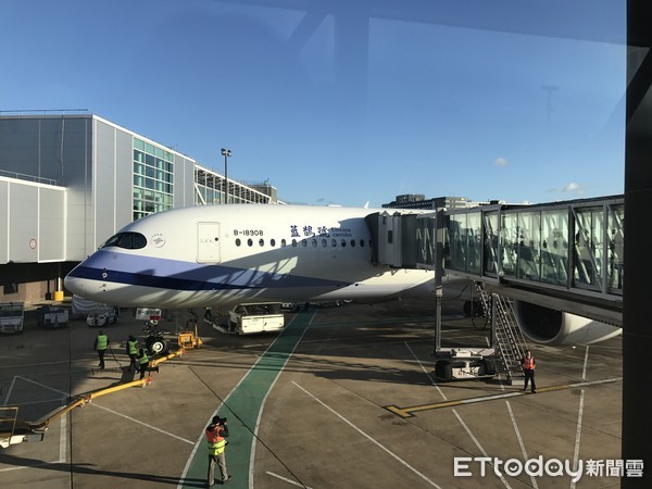 ▲華航開航倫敦,華航倫敦,倫敦蓋維克（Gatwick）機場,蓋維克（Gatwick）機場。（圖／記者賴文萱攝）