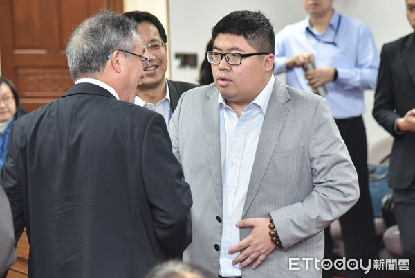 ▲▼限制出境公聽會。蔡易餘（圖／記者李毓康攝）