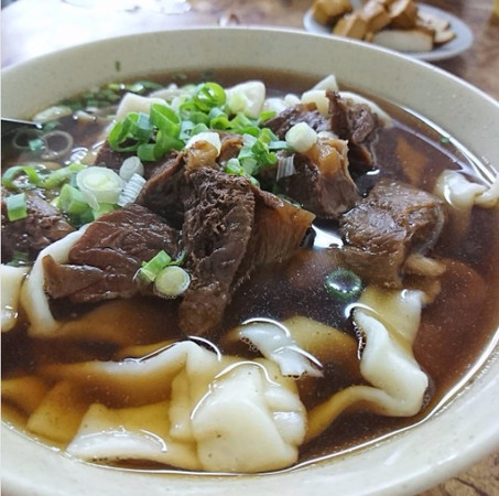 ▲富宏牛肉麵（原建宏牛肉麵）。（圖／IG＠brightevil提供，請勿隨意翻拍，以免侵權。）