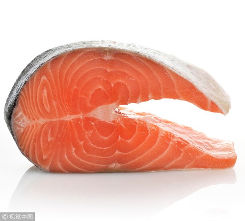 Eat high oily fish and fresh beans may delay natural menopause by ...