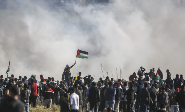▲▼以色列與巴勒斯坦民眾在加薩地區發生衝突，抗議耶路撒冷問題。（圖／達志影像／美聯社）