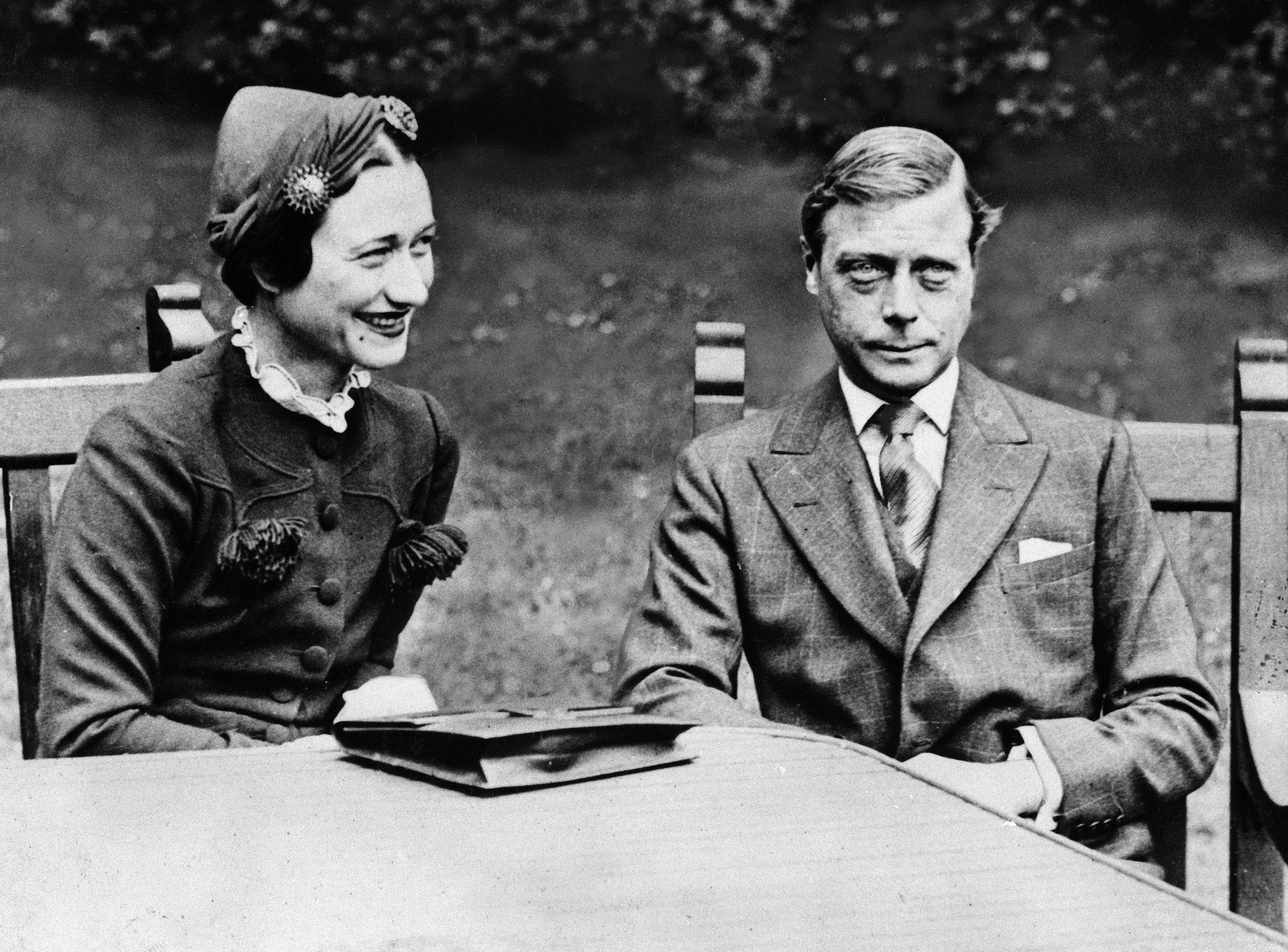 ▲英國國王愛德華八世（Edward VIII）為了迎娶美國社交名媛華里絲辛普森（Wallis Simpson），寧可放棄王位。（圖／達志影像／美聯社）