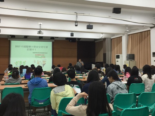 ▲▼中國醫藥大學營養學系副教授楊惠婷博士成立營養天團，傳揚營養真知識。（圖／記者李蕙璇攝）