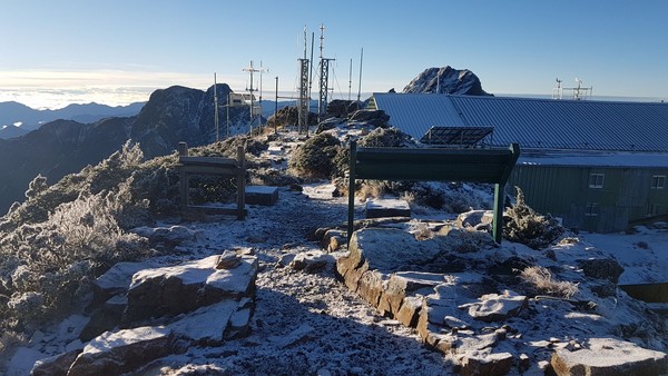 ▲玉山降雪,玉山,玉山下雪,下雪,雪景。（圖／中央氣象局提供）