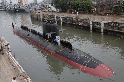 ▲▼ 印度新一代自製柴電潛艇首艦「卡爾菲利」（INS Kalvari）號。卡爾菲利級（圖／翻攝自印度海軍官網）