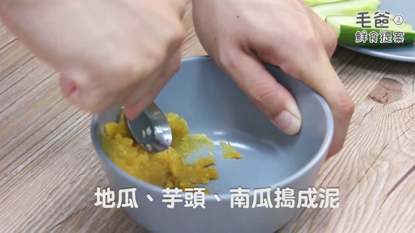 勁脆VS綿密雙拼新滋味～鮮脆雙色黃瓜堡！（圖／毛起來 MaoUp）