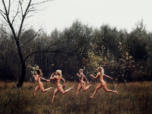 ▲波蘭全裸運動員月曆（圖／翻攝自Dominika Cuda Photography Facebook）