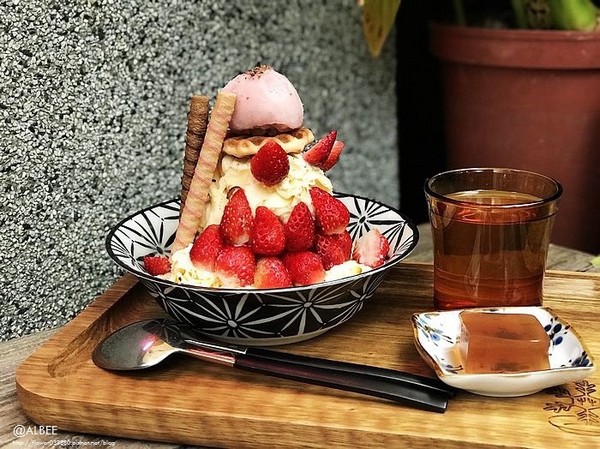 ▲台南市草田八宅 手作雪花冰。（圖／愛比妞提供）