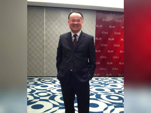 ▲▼少女服飾劉姓經理開車遭撞竟葬身火海。（圖／翻攝自當事人臉書）