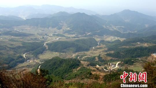 ▲▼湖南平江抽水蓄能電站、 海口南海明珠生態島            。（圖／翻攝自中新網）