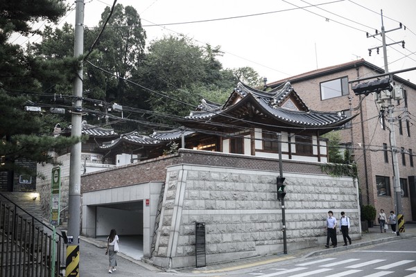 ▲南韓京城寫真館外觀。（圖／翻攝自경성사진관官網）