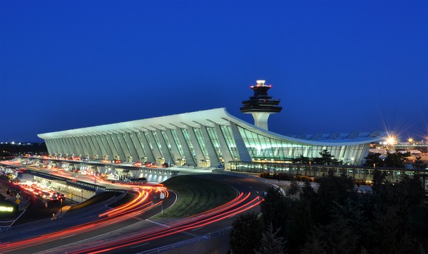 ▲▼美國維吉尼亞州的華盛頓杜勒斯（Dulles）國際機場。（圖／翻攝自維基百科）