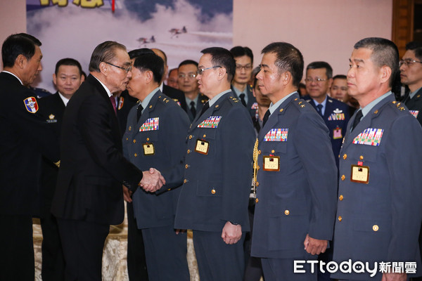 ▲▼107年上半年陸海空軍將官晉任布達暨授階典禮-馮世寬。（圖／記者周宸亘攝）