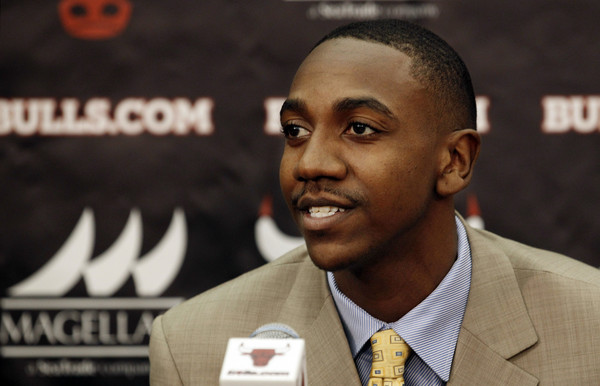 ▲▼NBA G聯盟球隊「孟菲斯喧囂」（Memphis Hustle）的後衛泰格（Marquis Teague)，被指控偷毛毯而趕下飛機。（圖／志影像／美聯社）