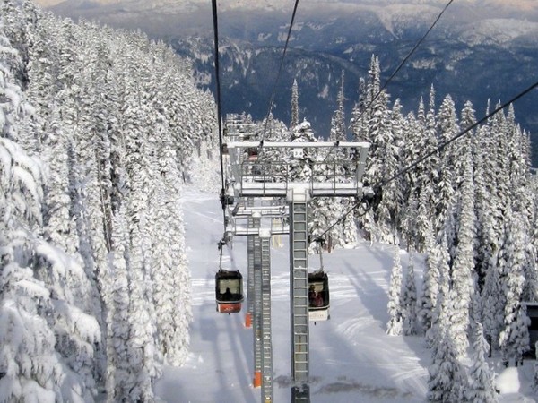 ▲滑雪纜車（圖／攝影者：Ruth Hartnup, Flickr CC License）