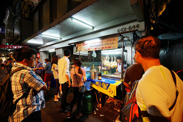 ▲曼谷街頭興興海南雞飯。（圖／快樂雲提供）